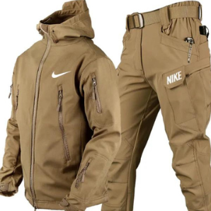 Nike - Kurtka przeciwwiatrowa i spodnie